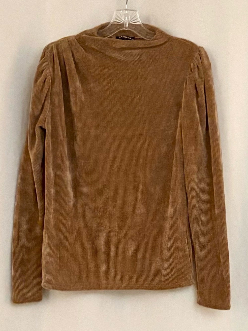 Express Chenille Lightweight Sweater - Camel